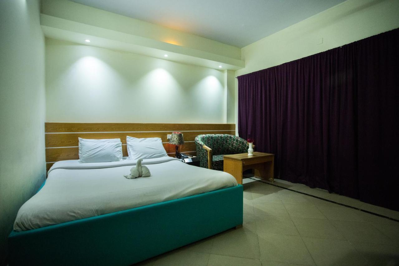 Hotel Mishuk Cox's Bazar Eksteriør billede